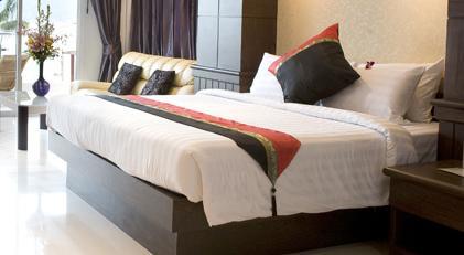 Rayaburi Beach Club Patong Phòng bức ảnh