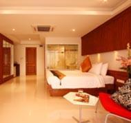 Rayaburi Beach Club Patong Phòng bức ảnh